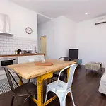 Loft דירה