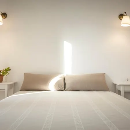 Loft Apartment *